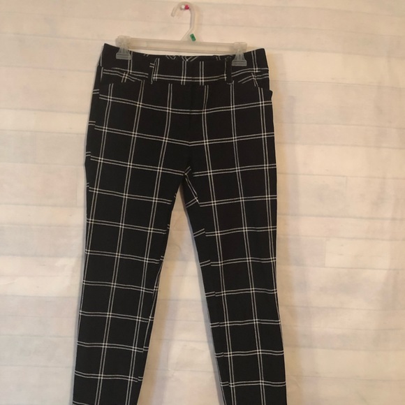 New York & Company Pants - New York & Company Women’s Stretch Crop Pants